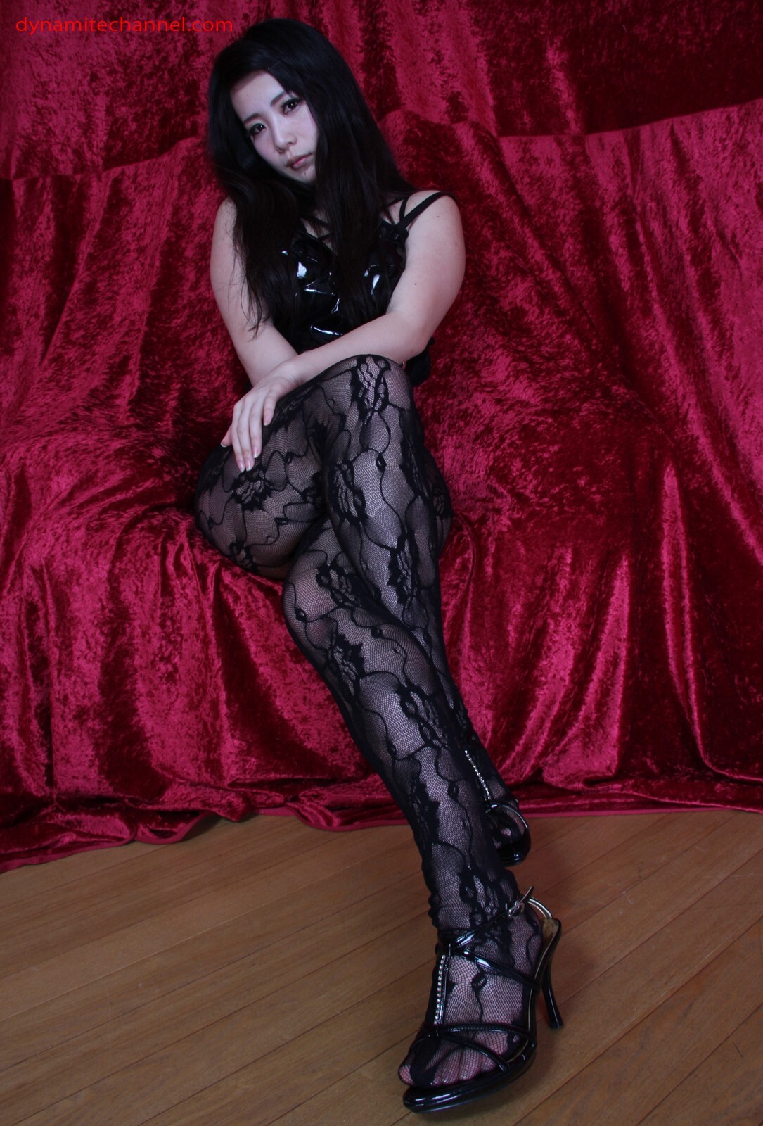 Dynamitechannel 『麻田サラ』制服诱惑超级性感写真2012-04-19